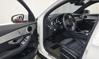 Mercedes-Benz GLC-Class 2017, 116069 км, за 17589.59 USD - фото 10