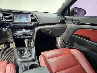 Hyundai Avante 2019, 137570 км, за 6761.19 USD - фото 9
