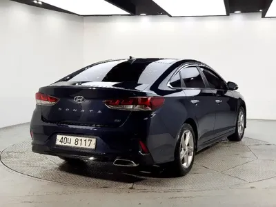Hyundai Sonata 2018, 230000 км, за 3445.36 USD