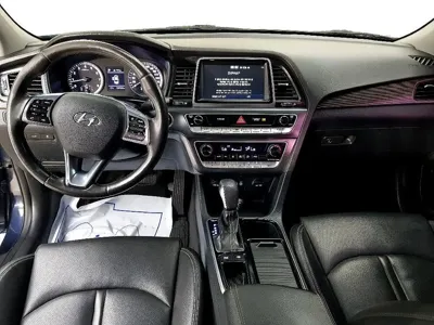 Hyundai Sonata 2018, 230000 км, за 3445.36 USD