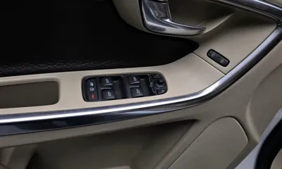 Volvo XC60 2013, 167085 км, за 4561.08 USD - фото 17