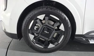 Kia Canival 2024, 32356 км, за 35038.67 USD
