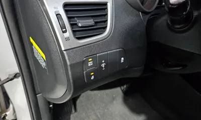 Hyundai Avante 2013, 110137 км, за 2149.84 USD - фото 20