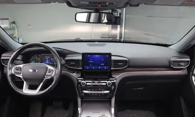 Ford Explorer 2022, 62076 км, за 23387.63 USD - фото 15