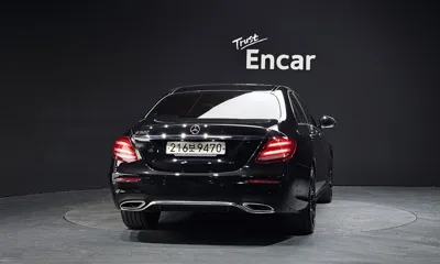 Mercedes-Benz E-Class 2019, 62114 км, за 18708.15 USD