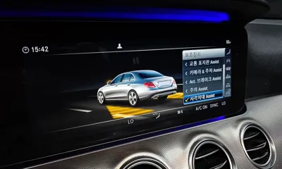 Mercedes-Benz E-Class 2019, 62114 км, за 18708.15 USD - фото 30