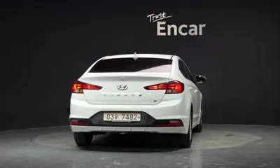 Hyundai Avante 2020, 116080 км, за 5194.04 USD