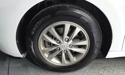Hyundai Avante 2020, 116080 км, за 5194.04 USD
