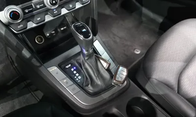 Hyundai Avante 2020, 116080 км, за 5194.04 USD - фото 9