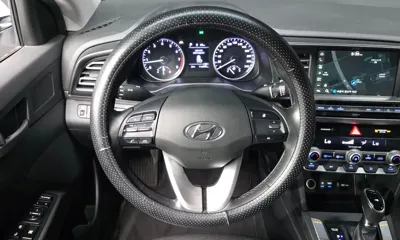 Hyundai Avante 2020, 116080 км, за 5194.04 USD - фото 13
