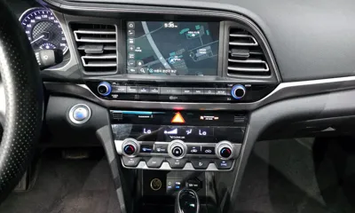 Hyundai Avante 2020, 116080 км, за 5194.04 USD - фото 15