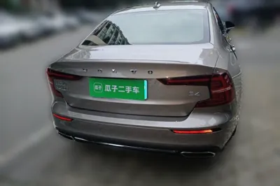Volvo S60 2022, 28900 км, за 20225 USD