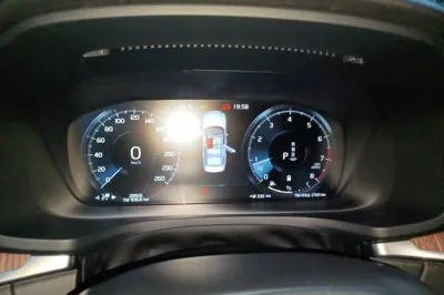 Volvo S60 2022, 28900 км, за 20225 USD - фото 11