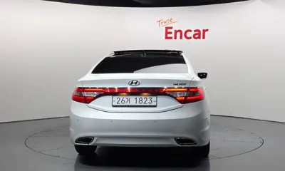 Hyundai Grandeur 2011, 179661 км, за 2925.31 USD