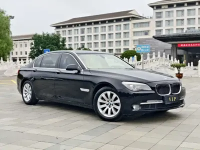 BMW 7 Series 2012, 180000 км, за 7791.12 USD