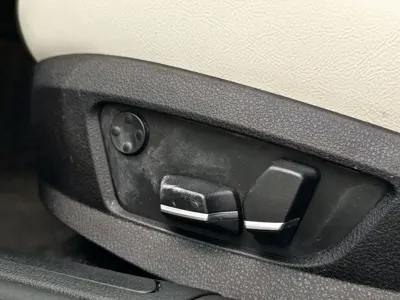 BMW 7 Series 2012, 180000 км, за 7747.16 USD - фото 25