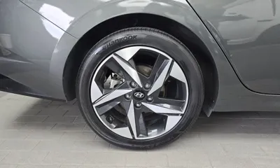 Hyundai Avante 2021, 174986 км, за 9309.45 USD
