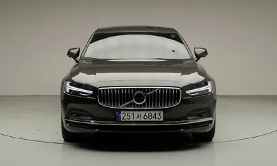 Volvo S90 2024, 5322 км, за 31203.27 USD - фото 2