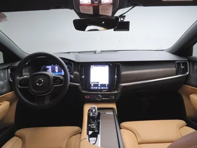 Volvo S90 2024, 5322 км, за 31203.27 USD - фото 7