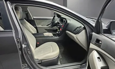 Kia K5 2012, 108728 км, за 2576.81 USD - фото 11