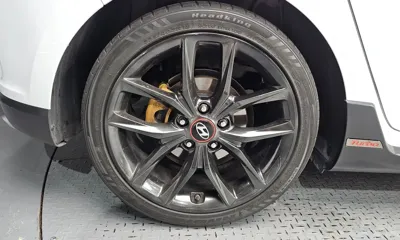 Hyundai Veloster 2018, 104453 км, за 7811.47 USD
