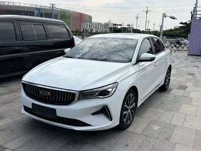 Geely Emgrand · 2022 год