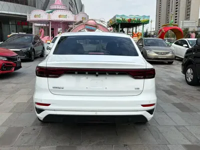 Geely Emgrand 2022, 16000 км, за 6915.7 USD
