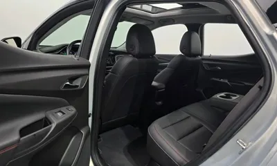 ChevroletGMDaewoo 볼트 EUV 2023, 43971 км, за 16765.25 USD - фото 11