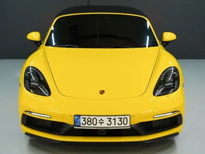 Porsche 718 2022, 1250 км, за 86648.29 USD