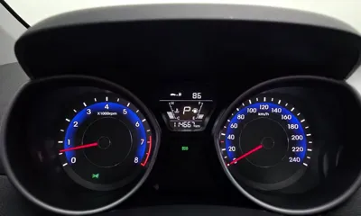 Hyundai Avante 2015, 114667 км, за 3872.92 USD - фото 8