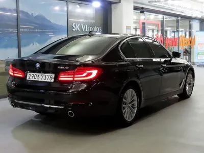 BMW 5-Series 2018, 140531 км, за 12537.74 USD
