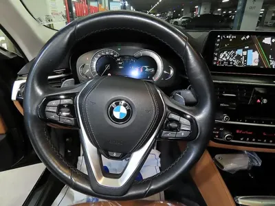 BMW 5-Series 2018, 140531 км, за 12537.74 USD - фото 8