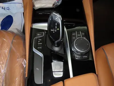 BMW 5-Series 2018, 140531 км, за 12537.74 USD - фото 12