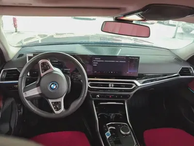 BMW i3 2024, 30000 км, за 17411.98 USD