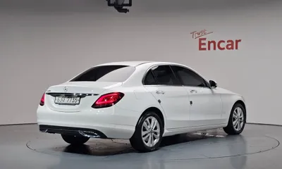 Mercedes-Benz C-Class 2019, 51122 км, за 15091.24 USD
