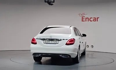 Mercedes-Benz C-Class 2019, 51122 км, за 15091.24 USD
