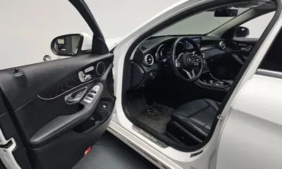 Mercedes-Benz C-Class 2019, 51122 км, за 15091.24 USD - фото 10