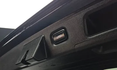 Hyundai Santafe 2019, 136641 км, за 12950.11 USD - фото 20