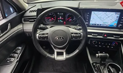 Kia K5 2021, 110016 км, за 11105.24 USD - фото 13