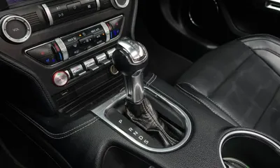 Ford Mustang 2020, 131230 км, за 12288.89 USD - фото 9