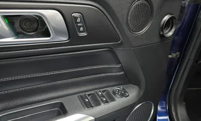Ford Mustang 2020, 131230 км, за 12288.89 USD - фото 27