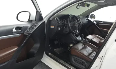 Volkswagen Tiguan 2014, 100137 км, за 4916.63 USD - фото 10