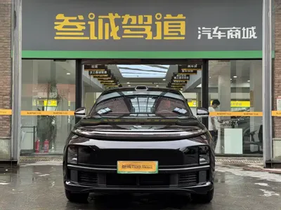 Li Auto Li L7 2024, 33000 км, за 30429.07 USD