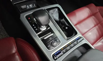Kia Stinger 2018, 119831 км, за 11290.53 USD - фото 9