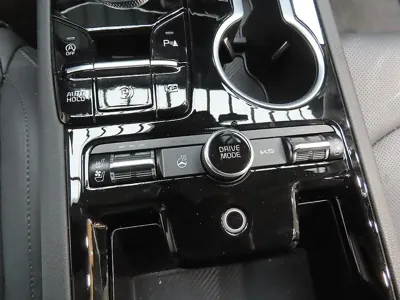 Kia K5 2025, 10226 км, за 23452.78 USD - фото 12