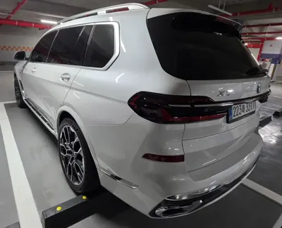 BMW X7 2025, 10910 км, за 96828.77 USD - фото 6
