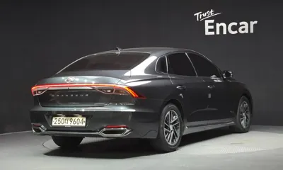 Hyundai Grandeur 2020, 104731 км, за 12427.3 USD