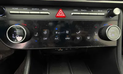 Hyundai Sonata 2024, 28840 км, за 20511.81 USD - фото 7