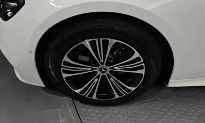 Mercedes-Benz E-Class 2025, 4046 км, за 41907.5 USD