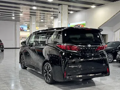 Toyota Alphard 2024, 58000 км, за 115948.31 USD - фото 17